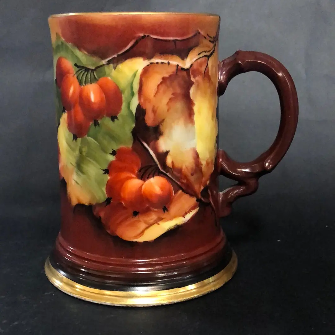 France Rean Mug With Painted Berries 1