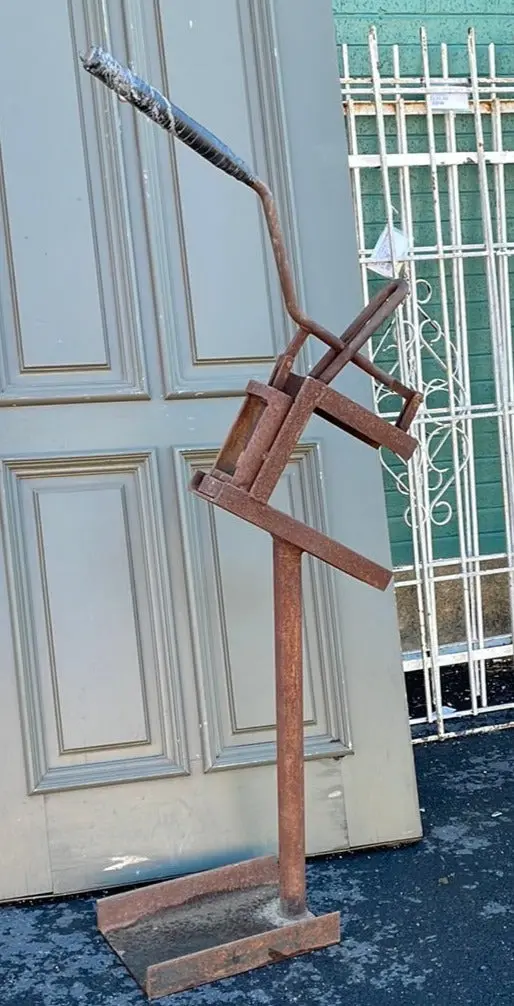 Iron Can Crusher 1