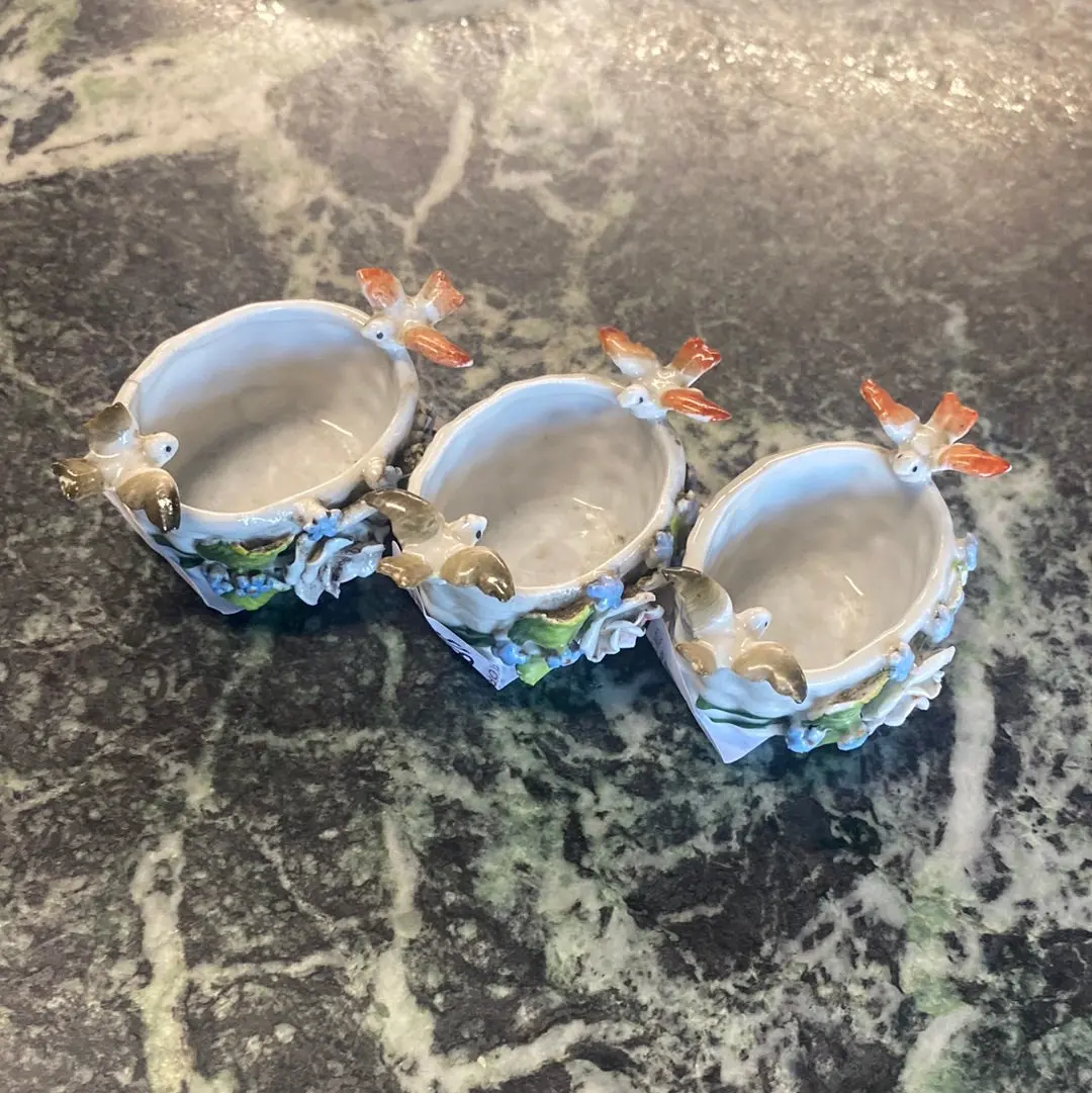 Mini Floral Ceramic Basket With Birds - Each 1