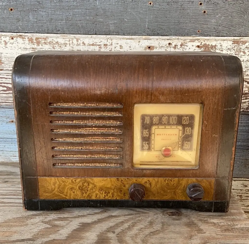 30'S Table Radio - As Is 1
