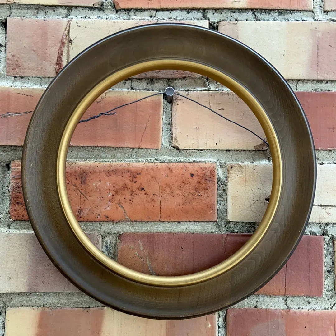 Round Wood Plate Frame 1