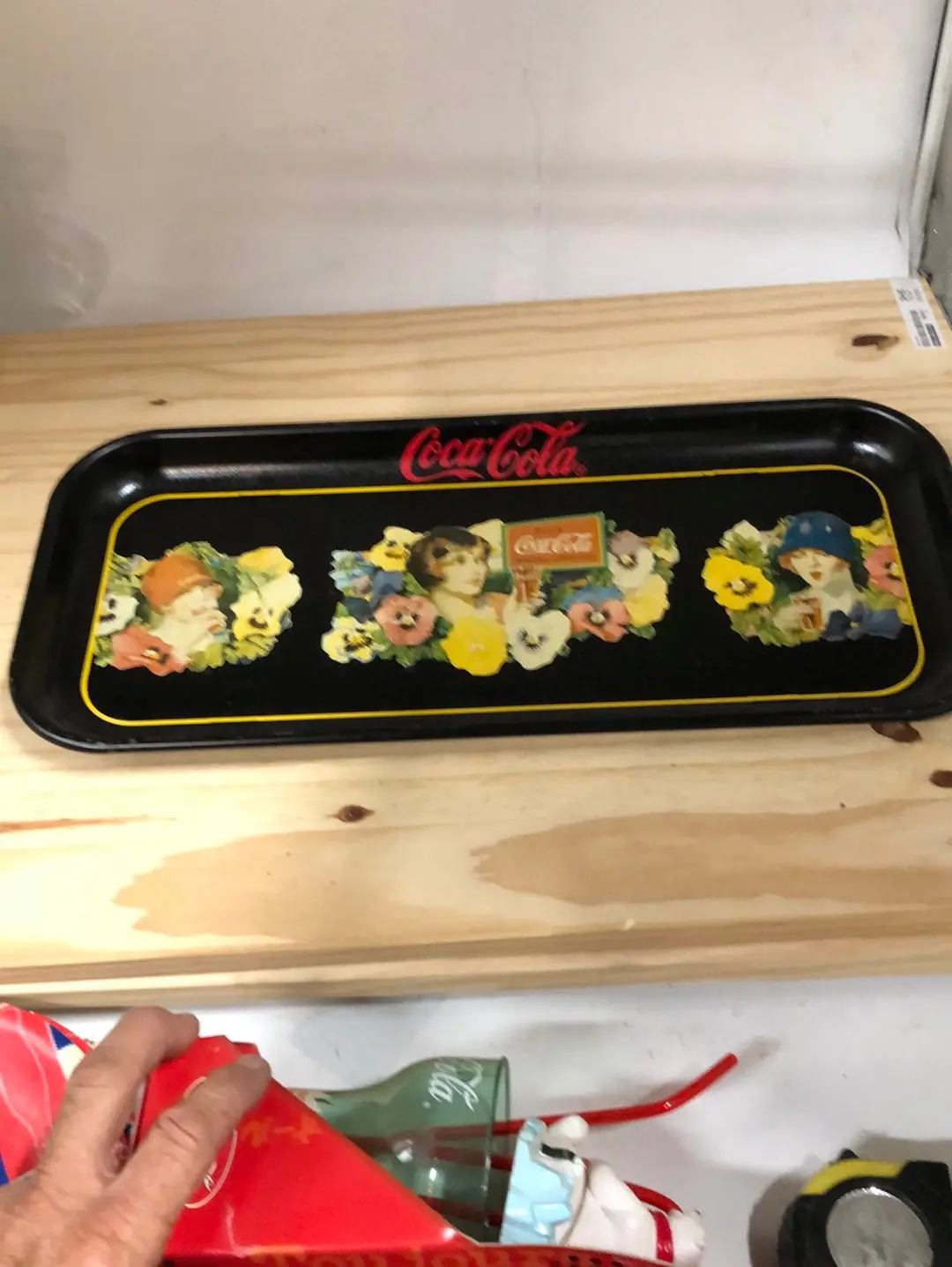 Ladies With Pansies Coca-Cola Tray 1