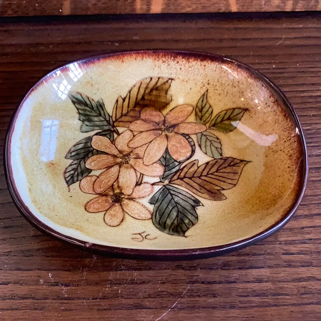 Chelsea England Pottery Floral Catch All Dish 1