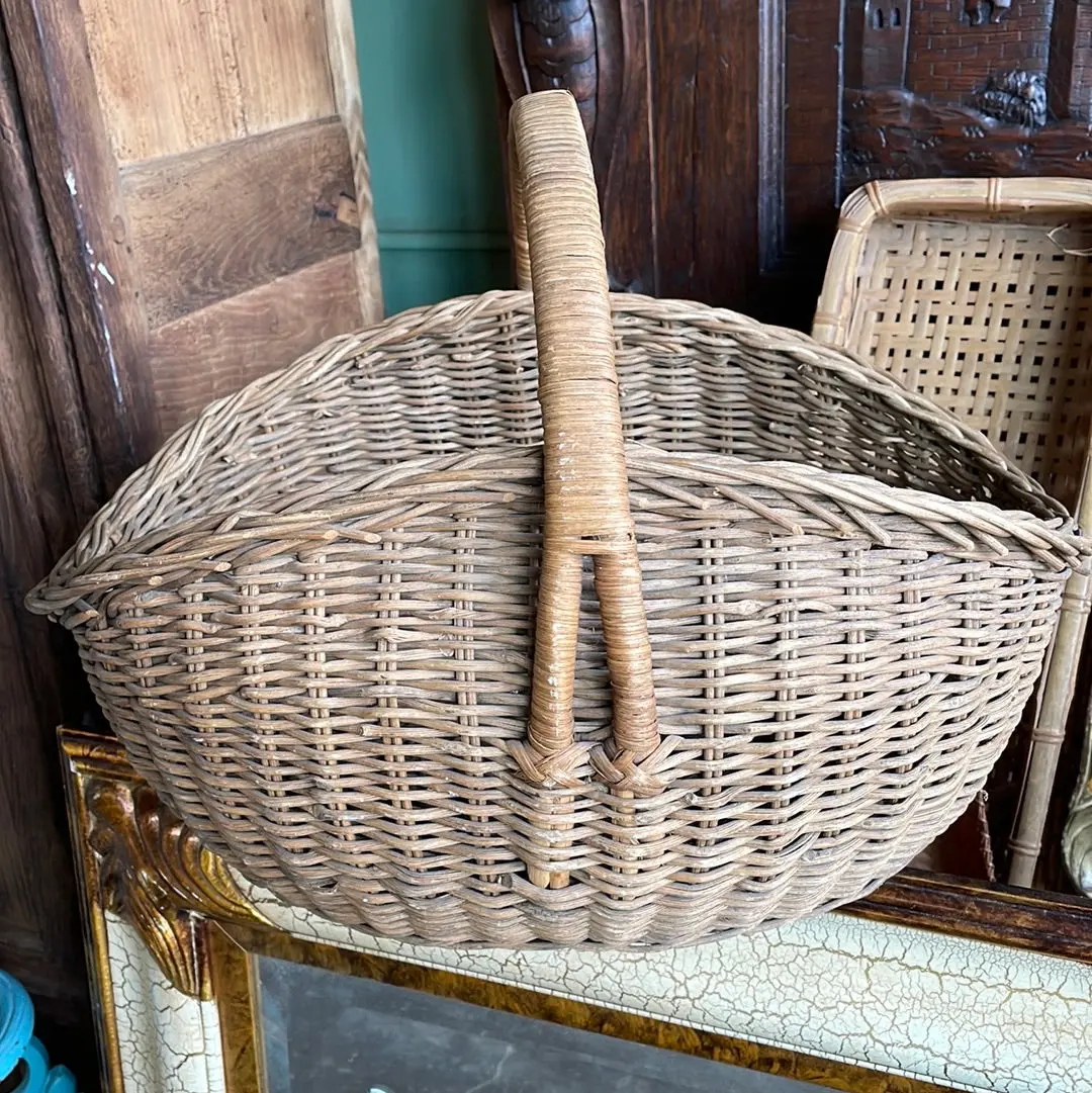 Vintage Gathering Basket - As Found 1