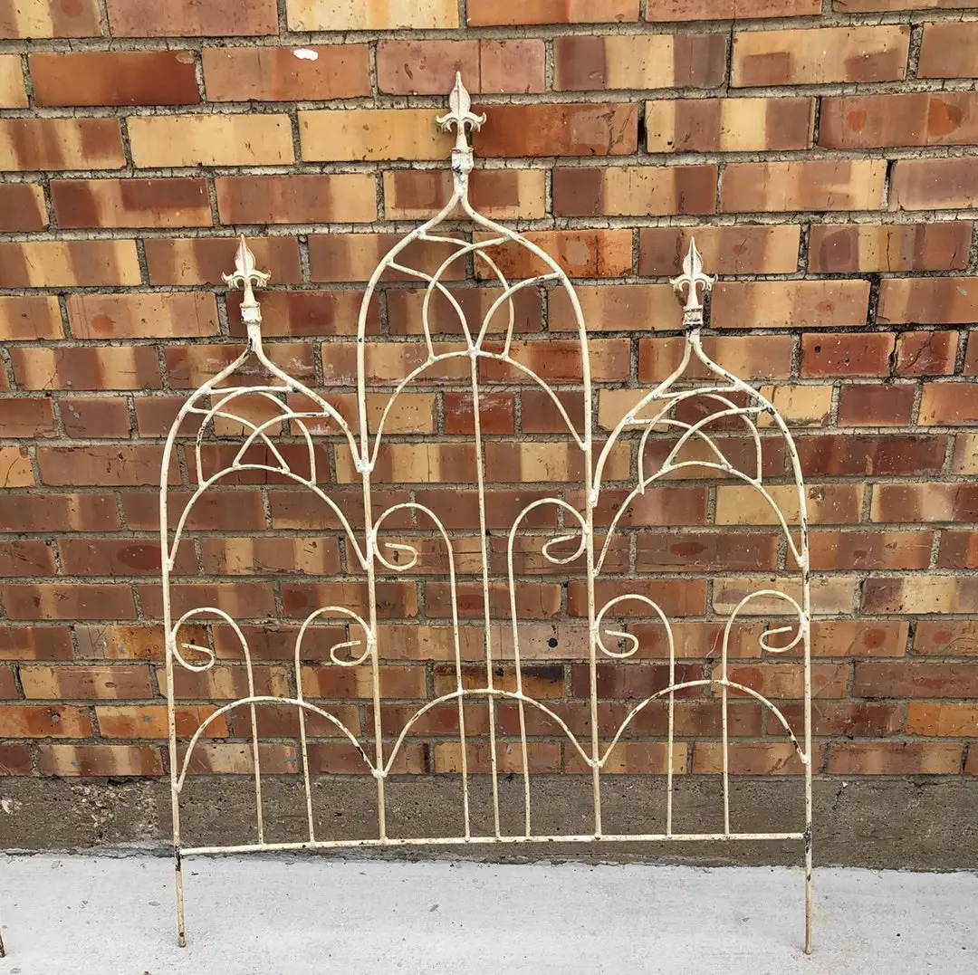 Fence Panel With 3 Gothic Arches And Fluer Di Lis-Ivory 1