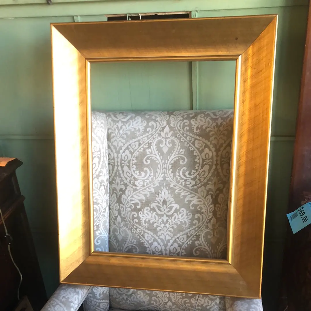 Wide Gold Medium Frame 1