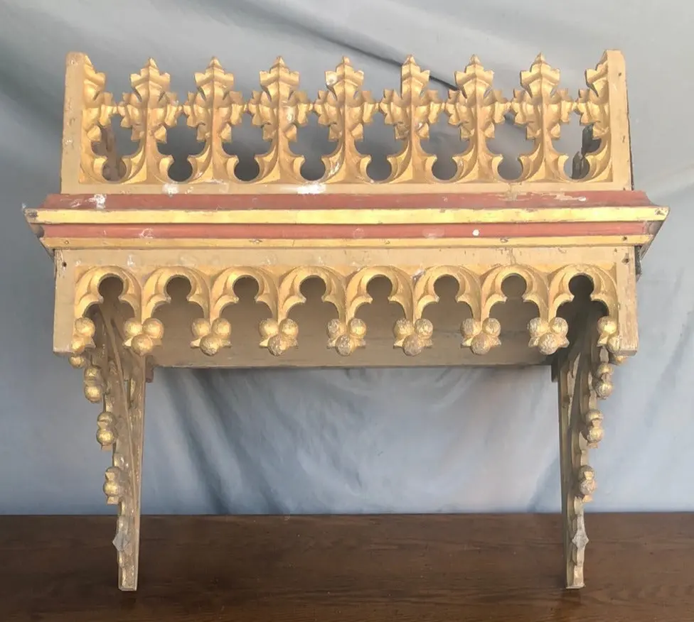 Ornate Gilt Gothic Carved Wood Sconce Shelf 1