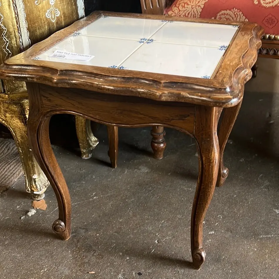Tiny Tile Top Taboret 1