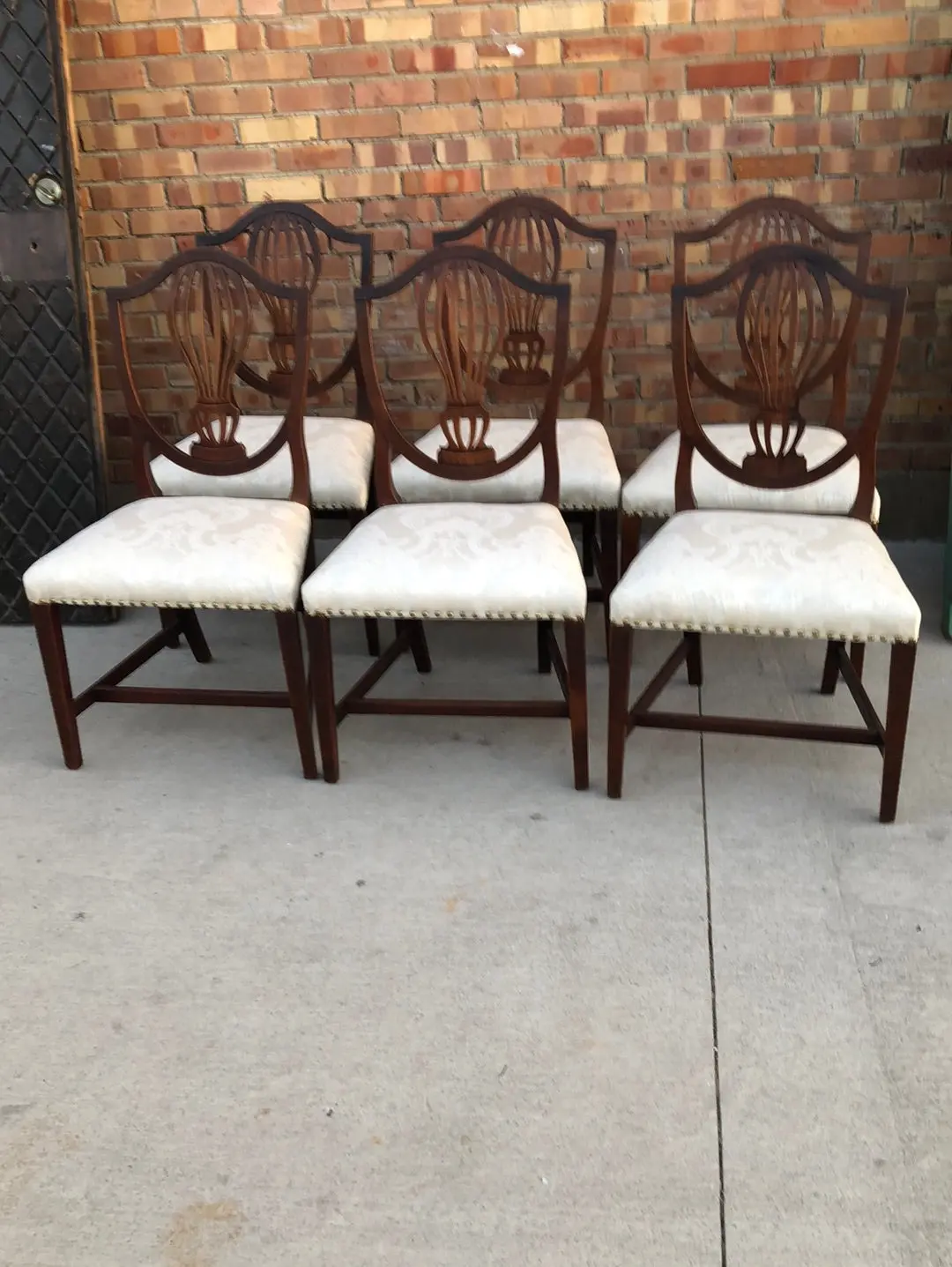 Early Set Of 6 Period English Shield Back Mahogany Chairs 1