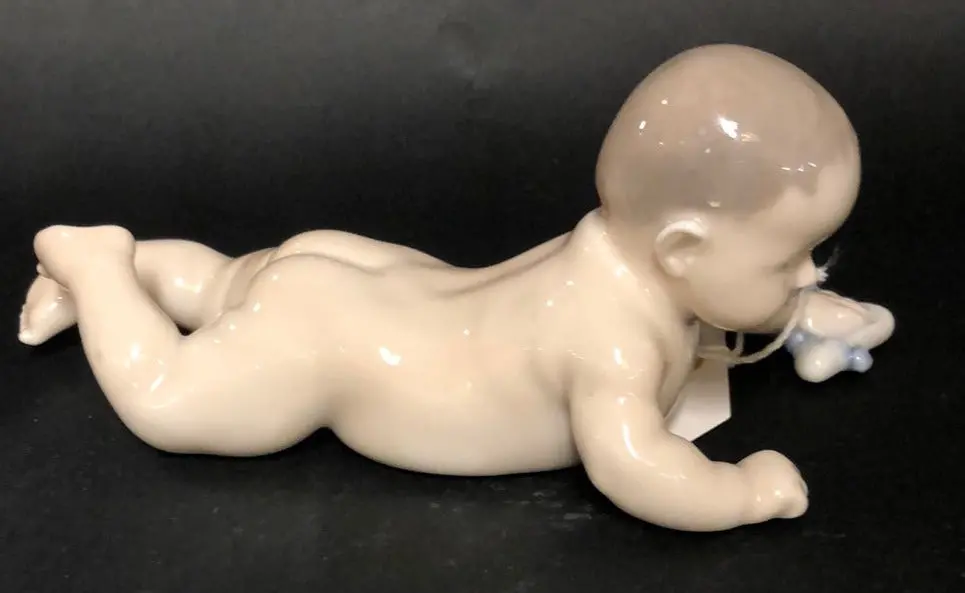 Royal Copenhagen Crawling Baby 1