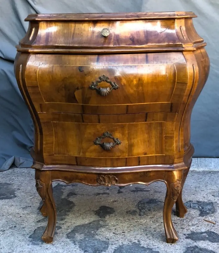 Italian Walnut Inlaid Bombe Side Chest 1