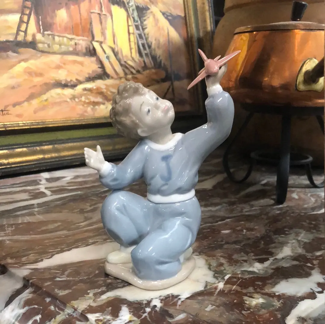Lladro Boy With Airplane 1