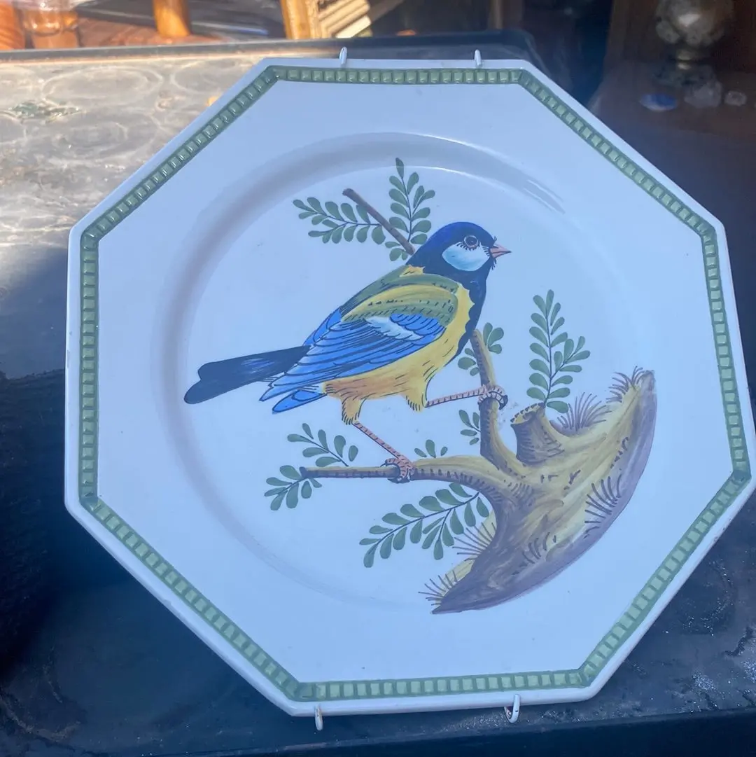 Hexagon Itailic Bird Plate 1