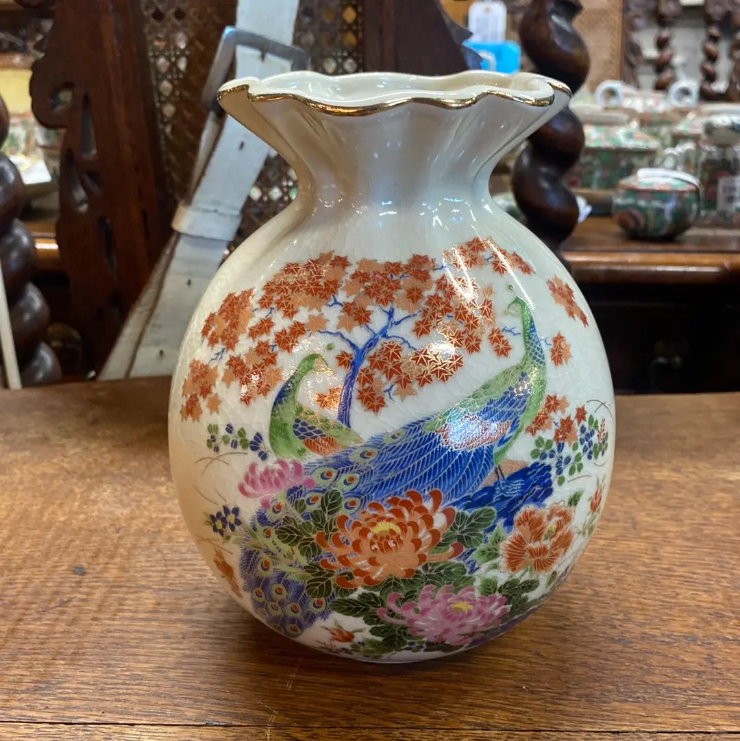 Crackled Glaze Ginger Jar With Peacocks 1