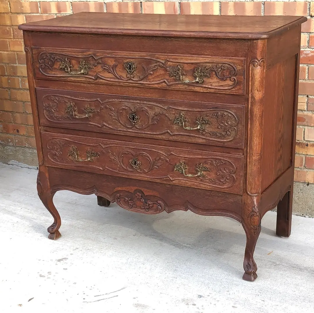 Louis Xv Carved Oak 3 Drawer Chest 1