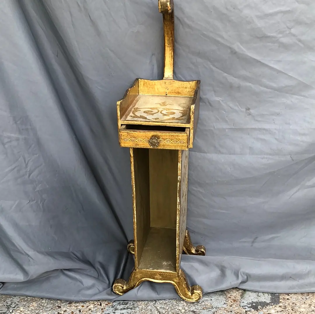 Gold Florentine Stand 1