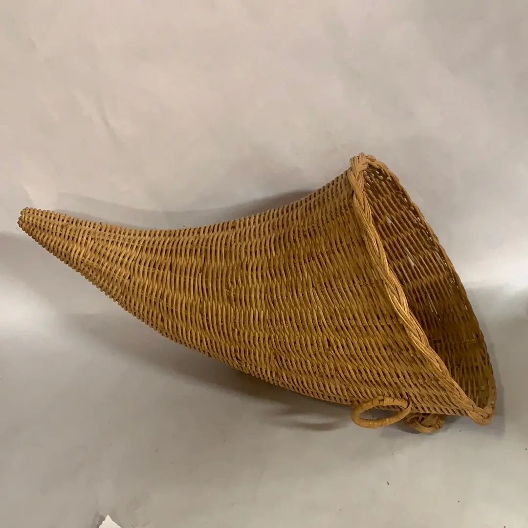 Cornucopia Shaped Wall Basket 1