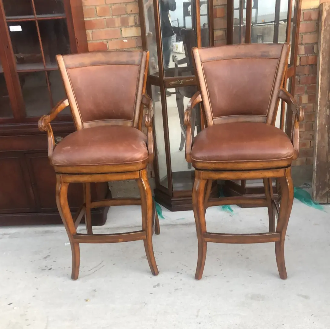 Pair Of Contemporary Counter Height Bar Stools 1