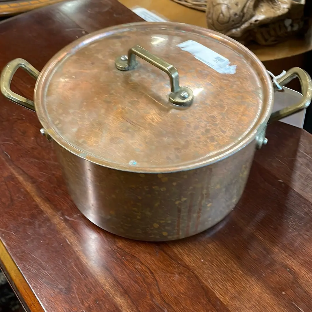 Medium Copper Pan With Lid And Brass Handles 1