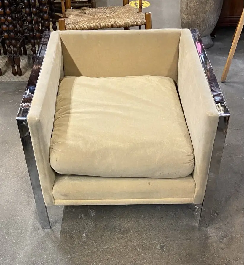Modern Chrome Club Chair By Hammary 1