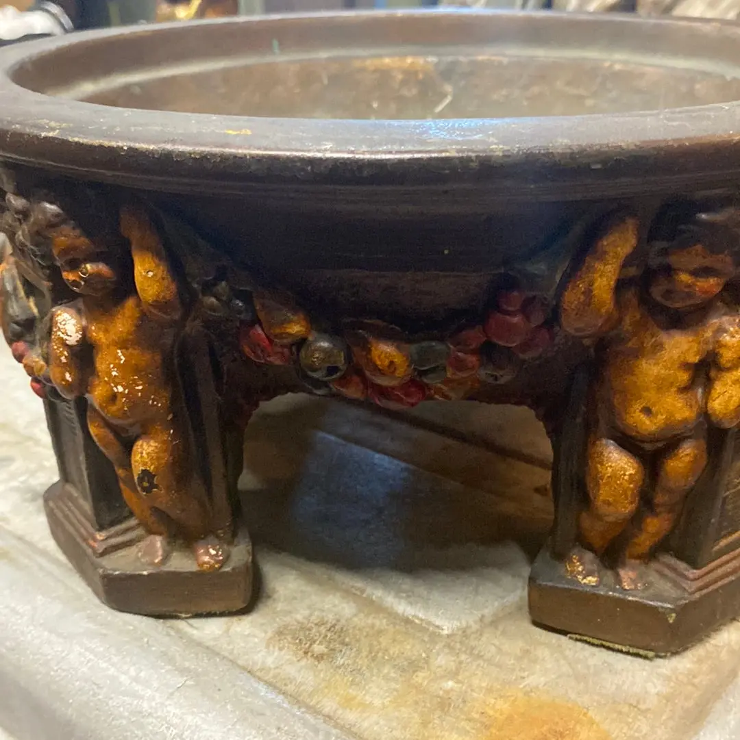 Resin Cherub Compote And Candlestands 1