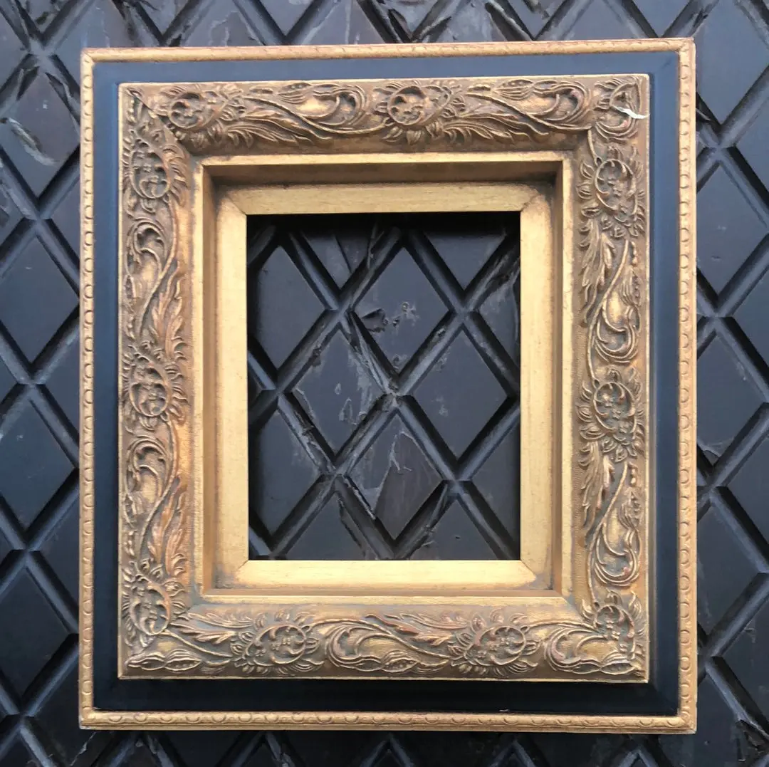 Small Black And Gold Ornate Frame 1