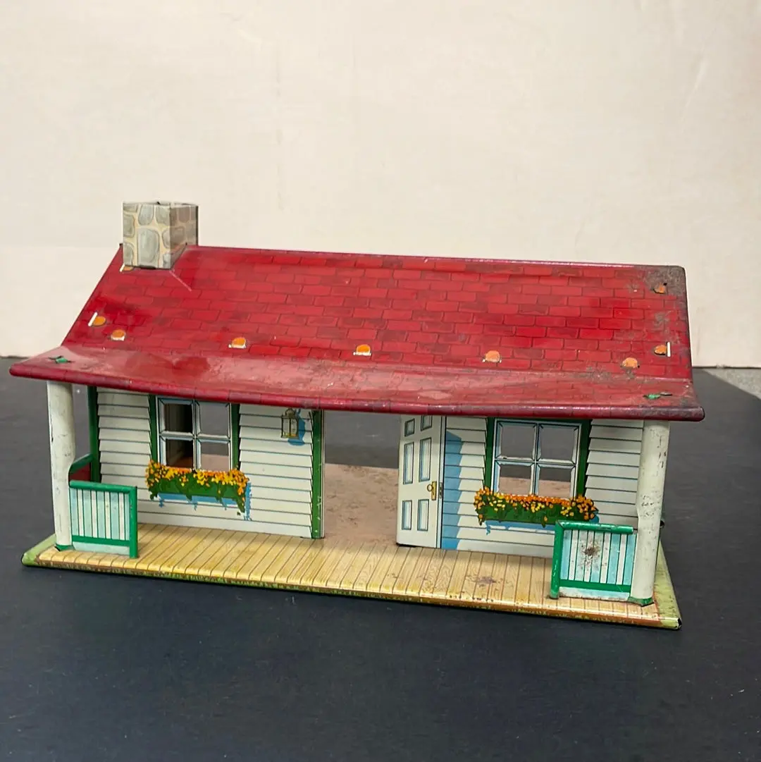 Metal Toy Cabin 1