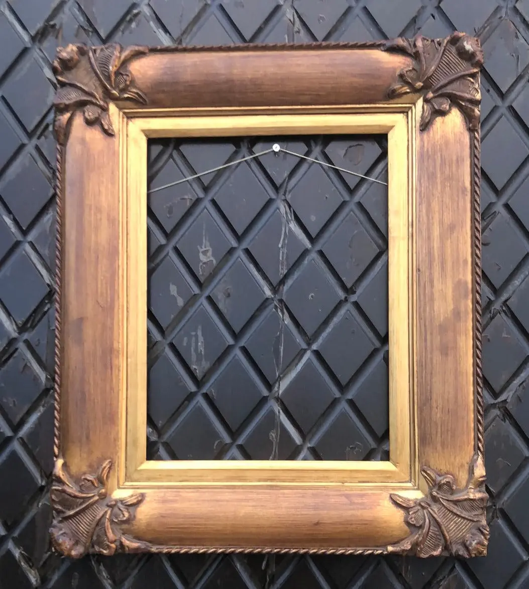 Two Toned Gold Frame With Ornate Corners 1