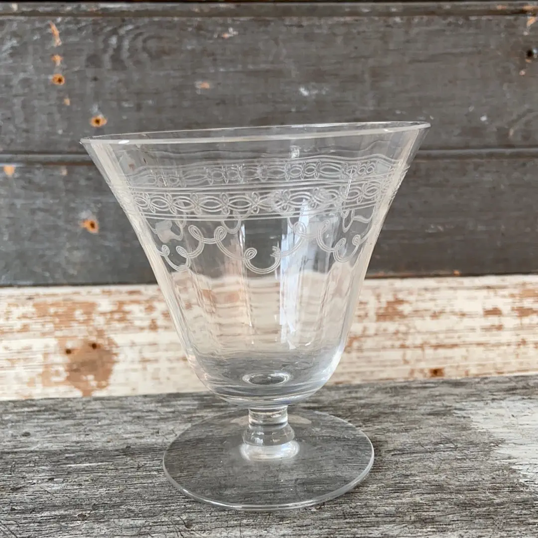 Tiny Etched Glass Stem 1