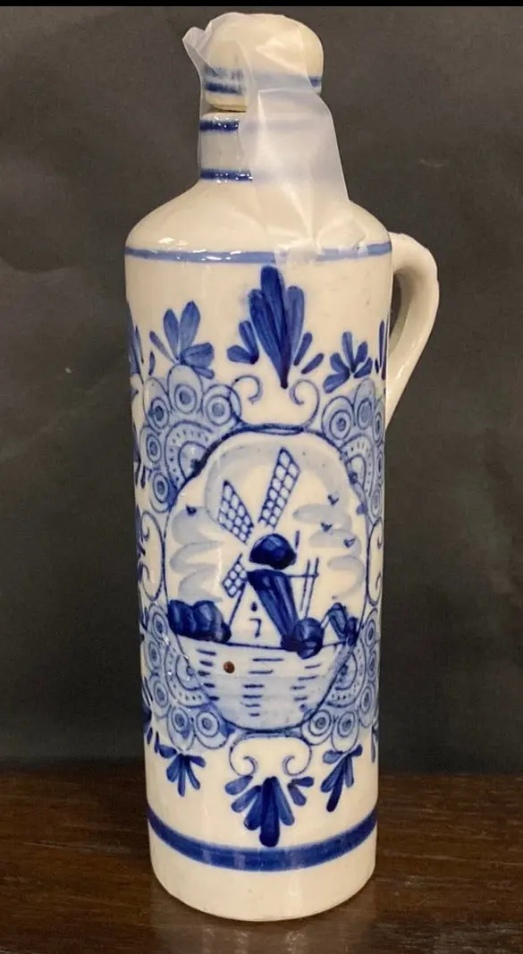 Small Lidded Carafe 1