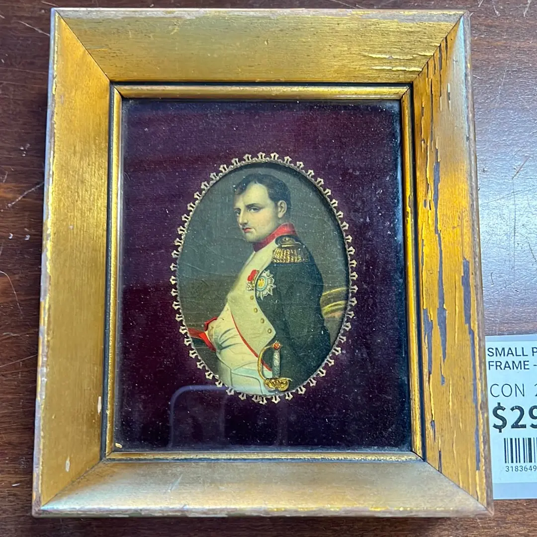 Small Portrait Of Napoleon In Gold Frame - From Turn Of The Century 1