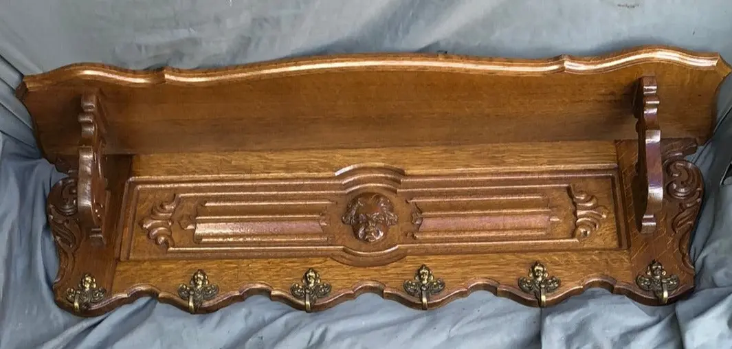 Large Oak Wall Shelf With Cherub Head 1