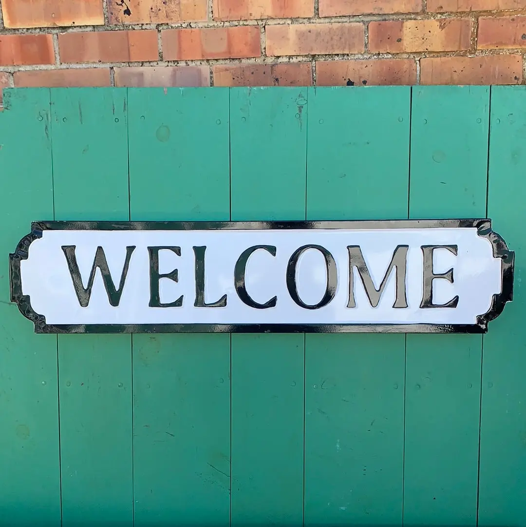 Tin Welcome Sign 1