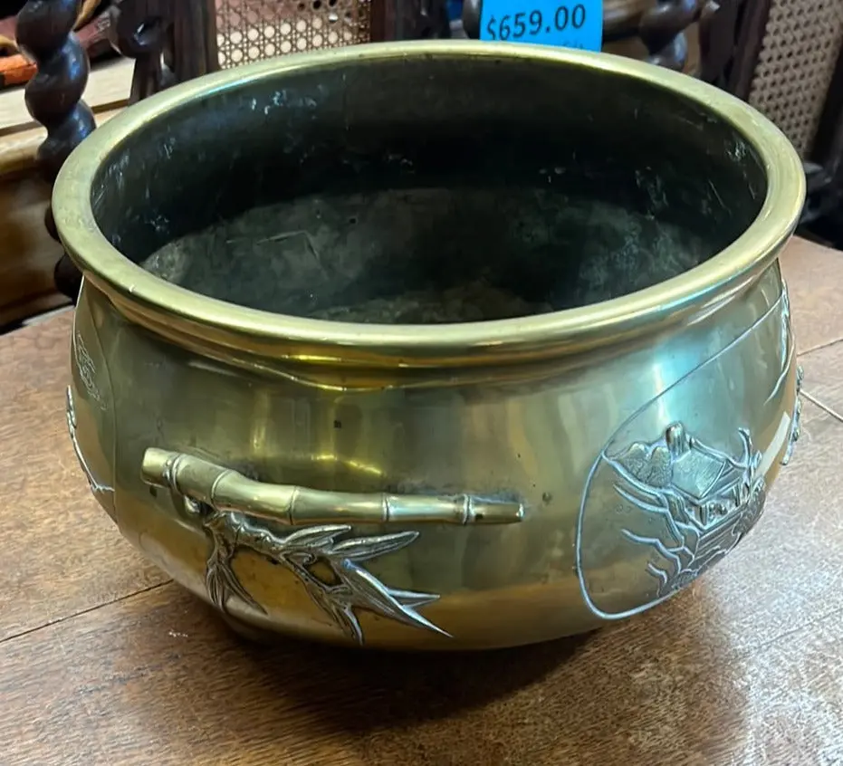 Large Asian Bronze Censor Or Jardiniere 1
