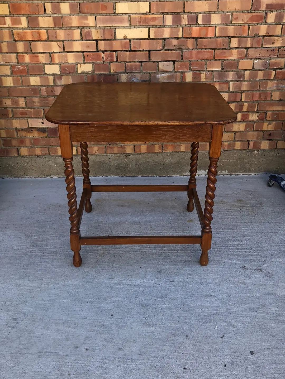 Oak Large Barley Twist English Lamp Table 1