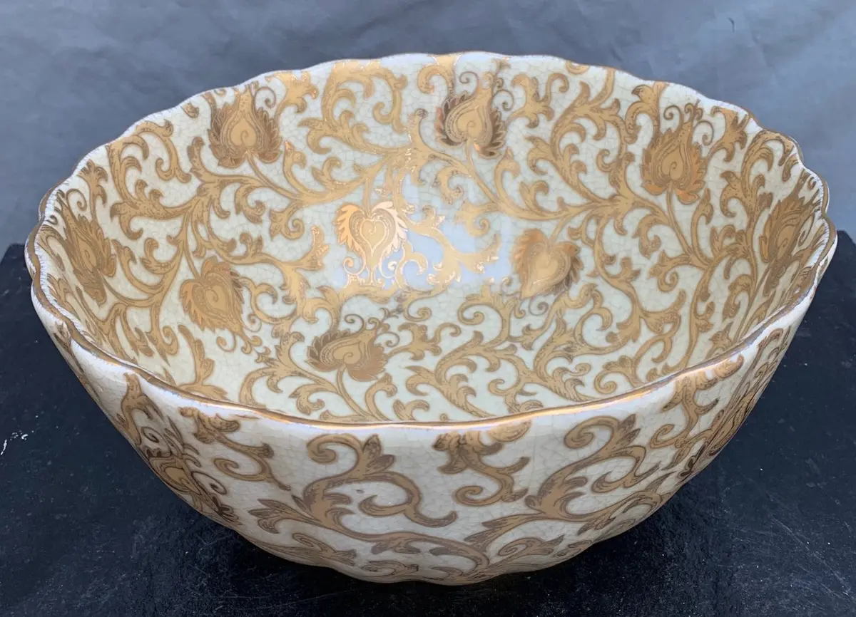 Round Gold Foliate Design Center Bowl 1