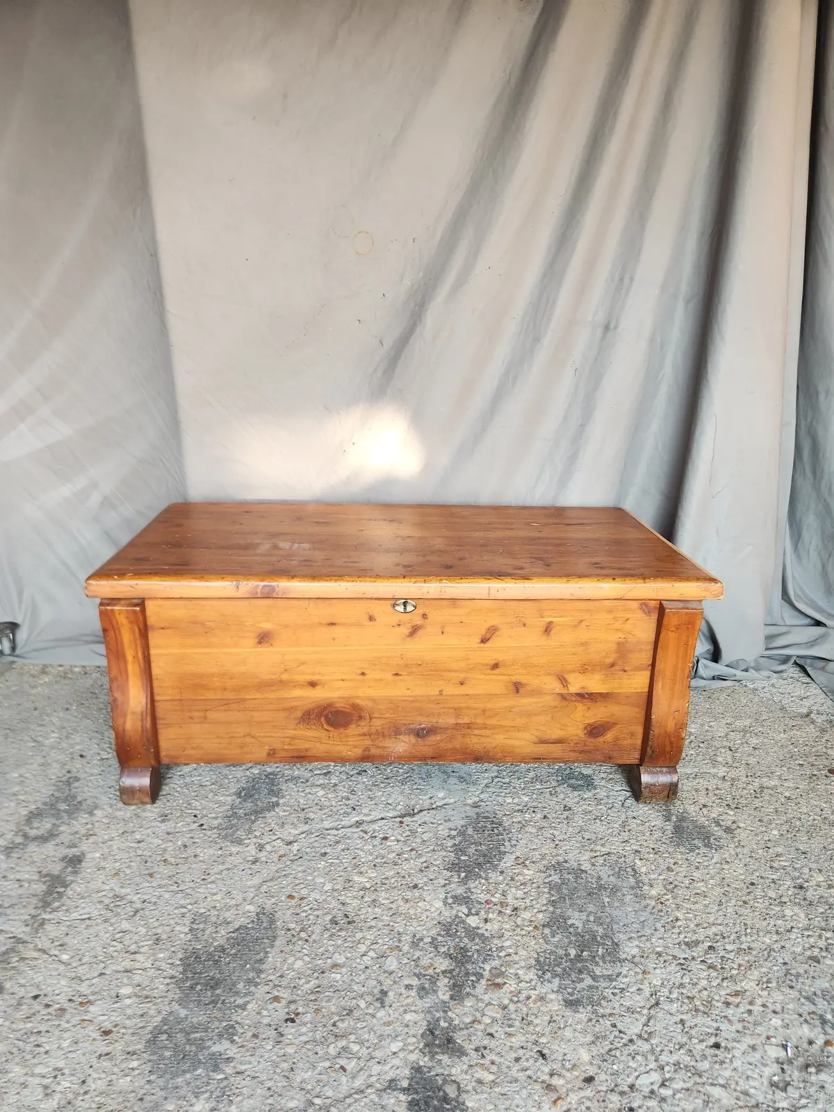 Cedar Blanket Chest 1