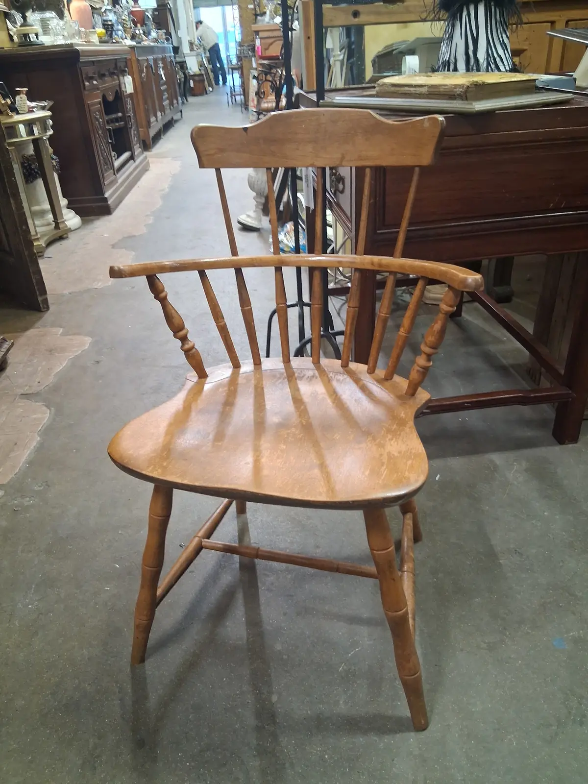 Small Windsor Back Arm Chair 1