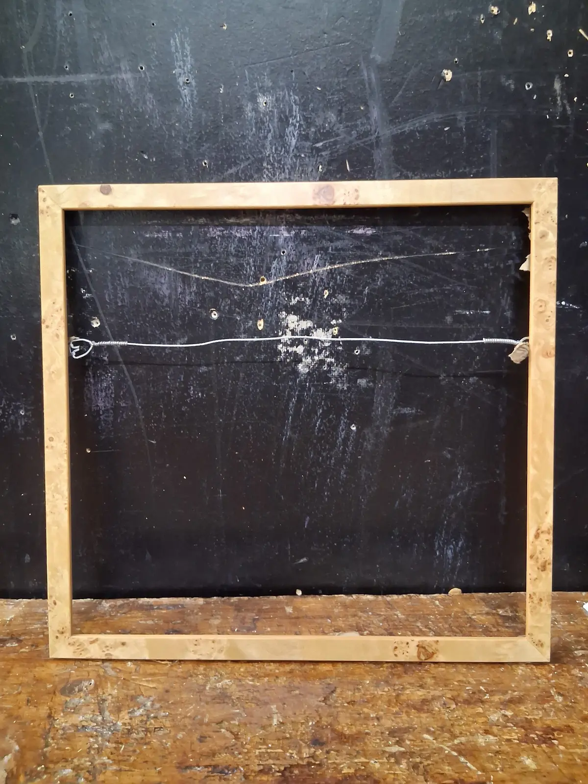 Thin Burled Frame 1