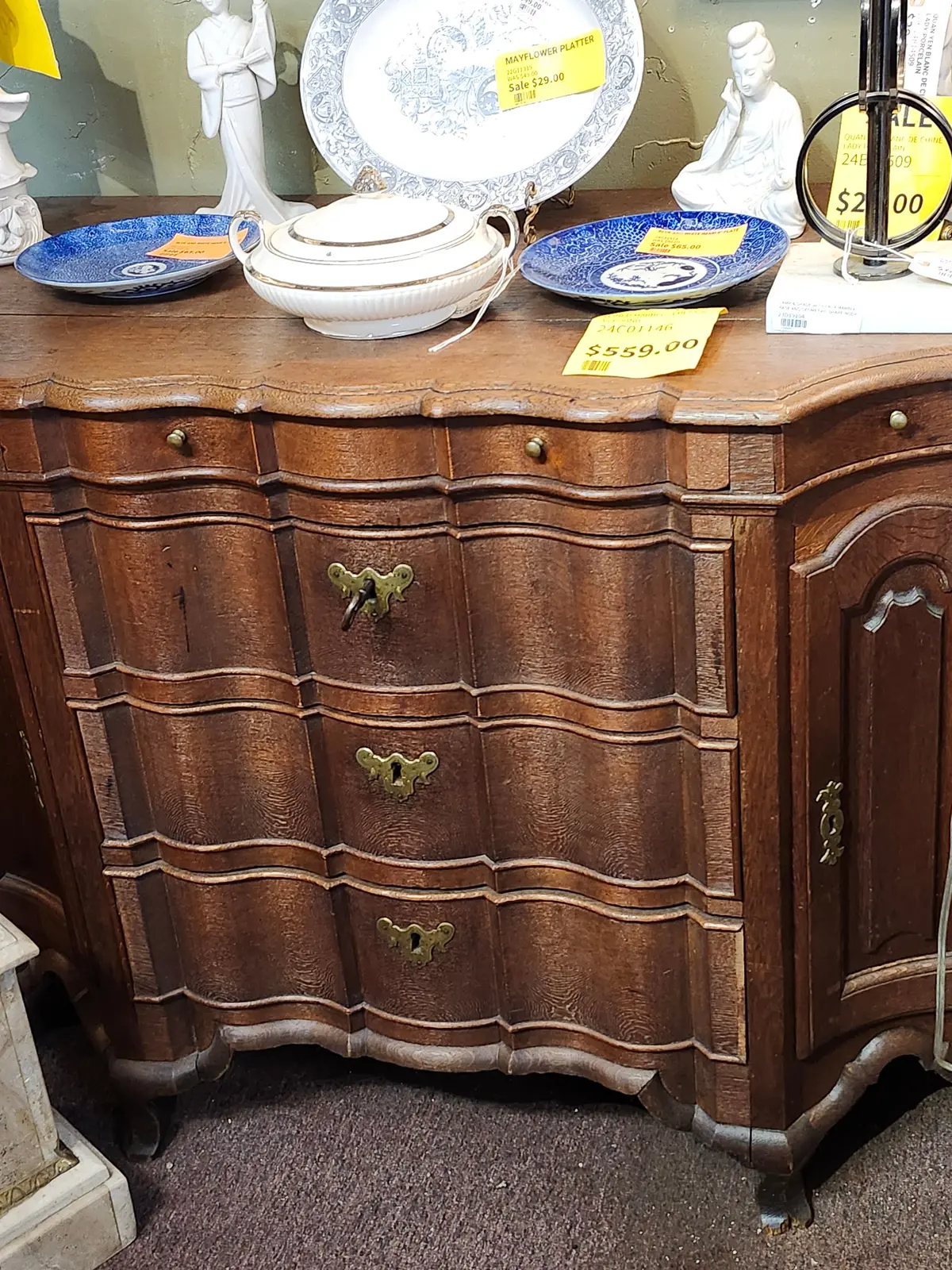 Contoured Serpentine French Oak Chest Of Drawers 1