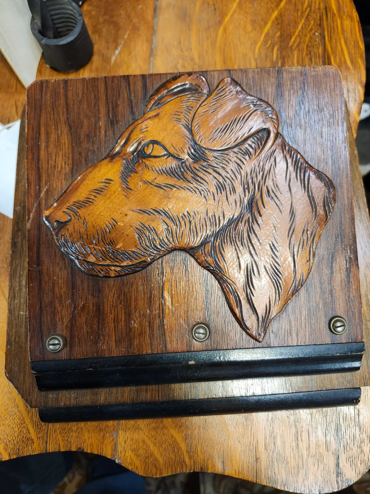 Wall Letter Holder With Dog 1