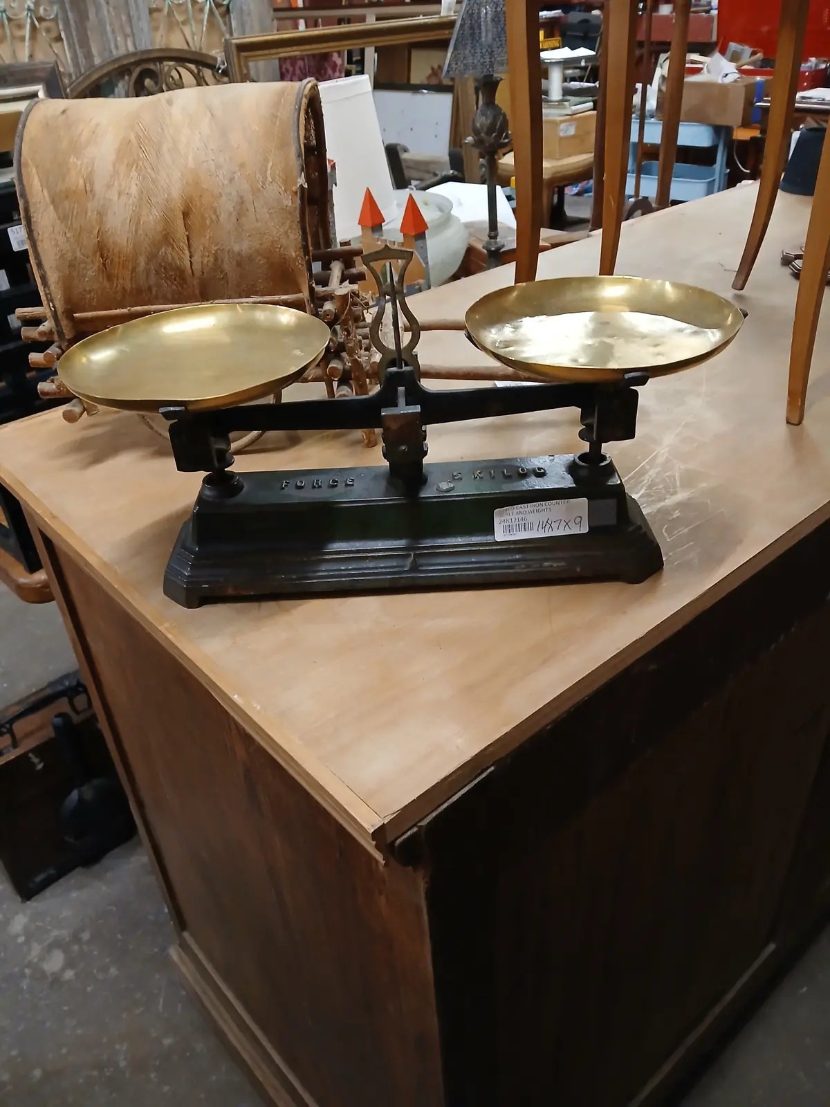 5 Kilo Cast Iron Counter Scale And Weights 1