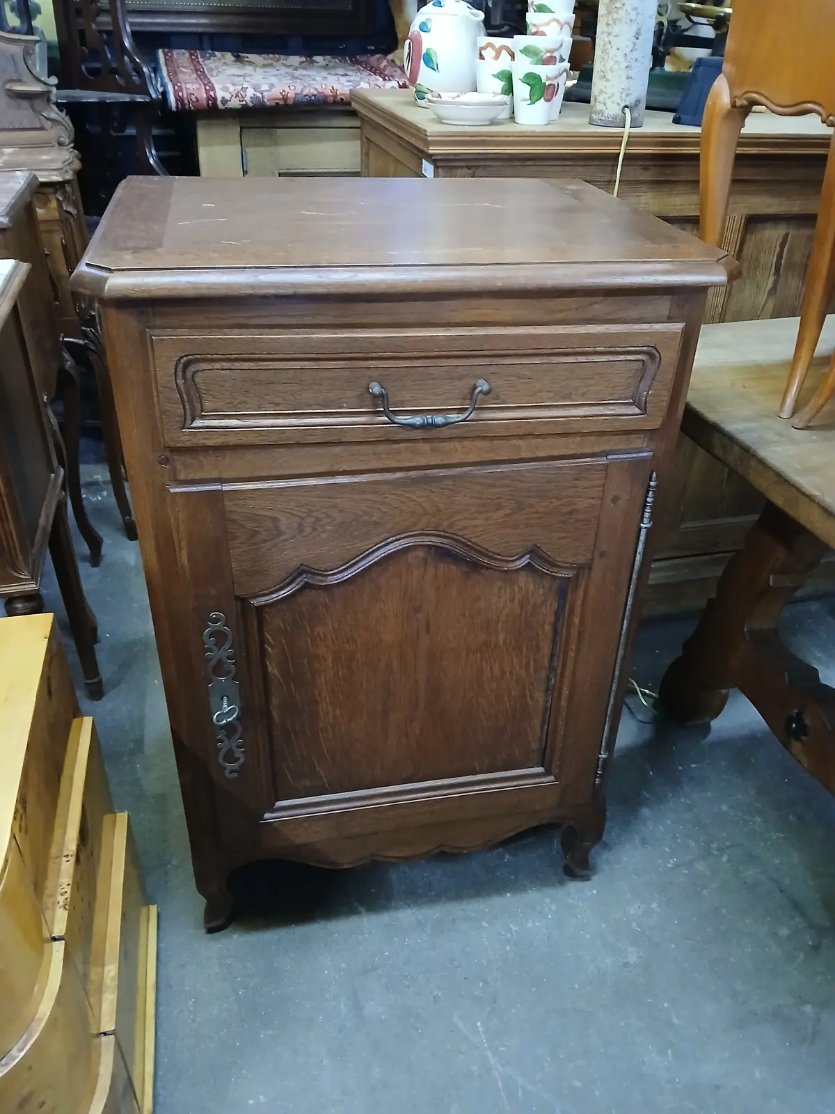 Louis Xv Oak Jam Cabinet-Pegged 1