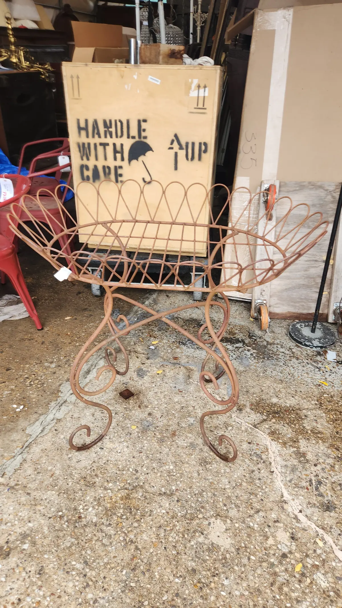 Oval Iron Plant Table 1
