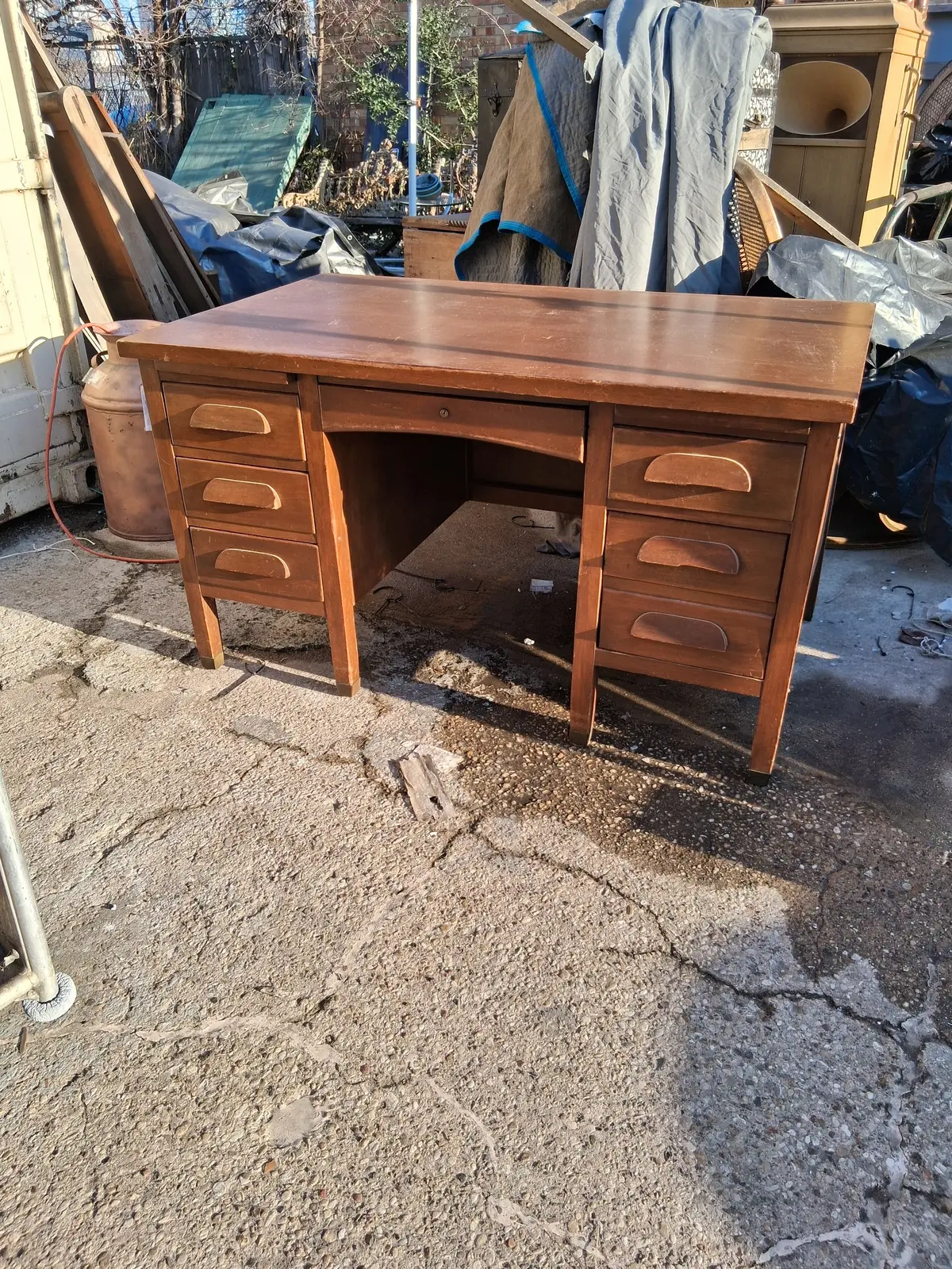 1930'S Walnut Kneehole Desk 1