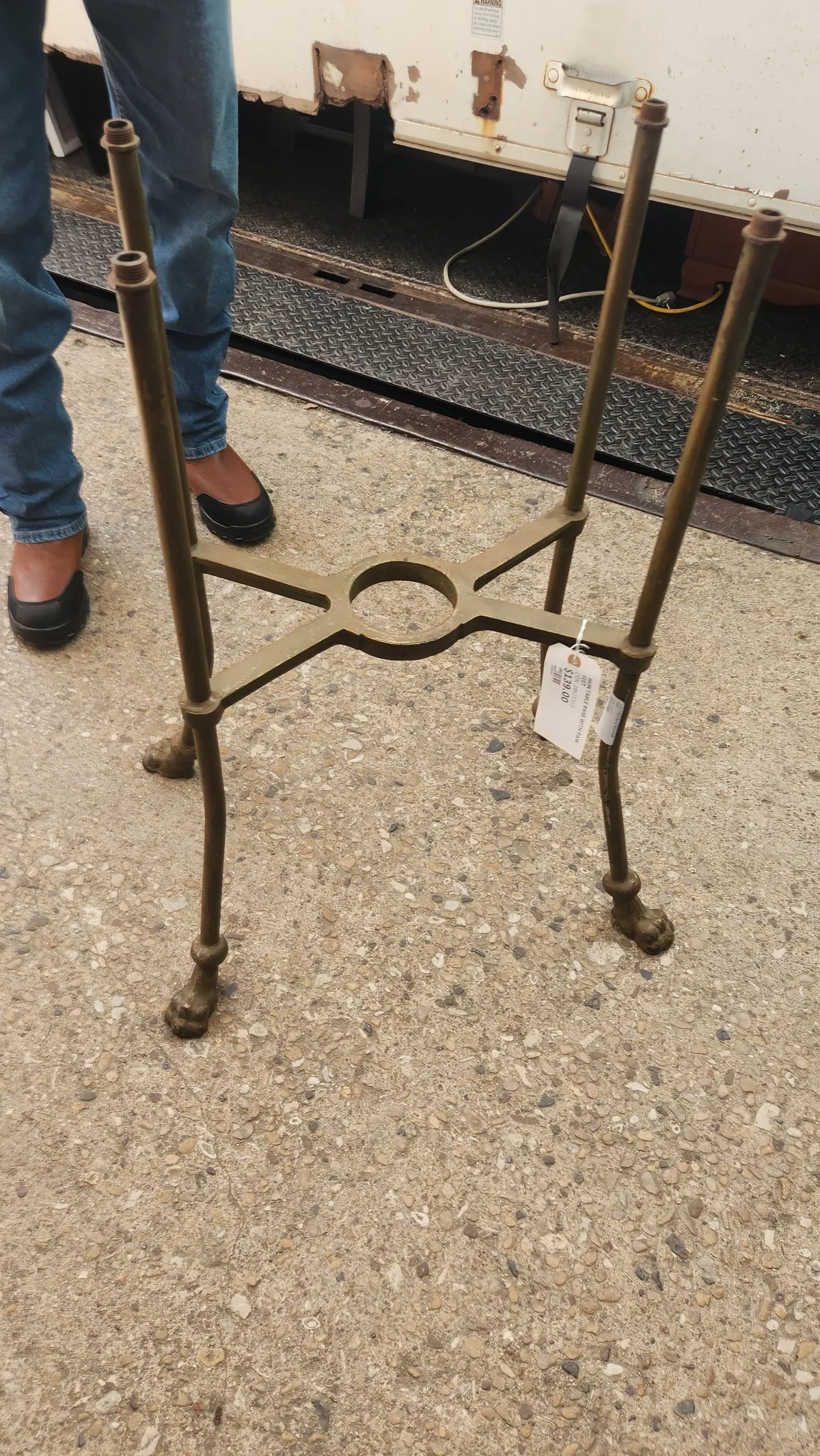 Iron Table Base With Paw Feet 1
