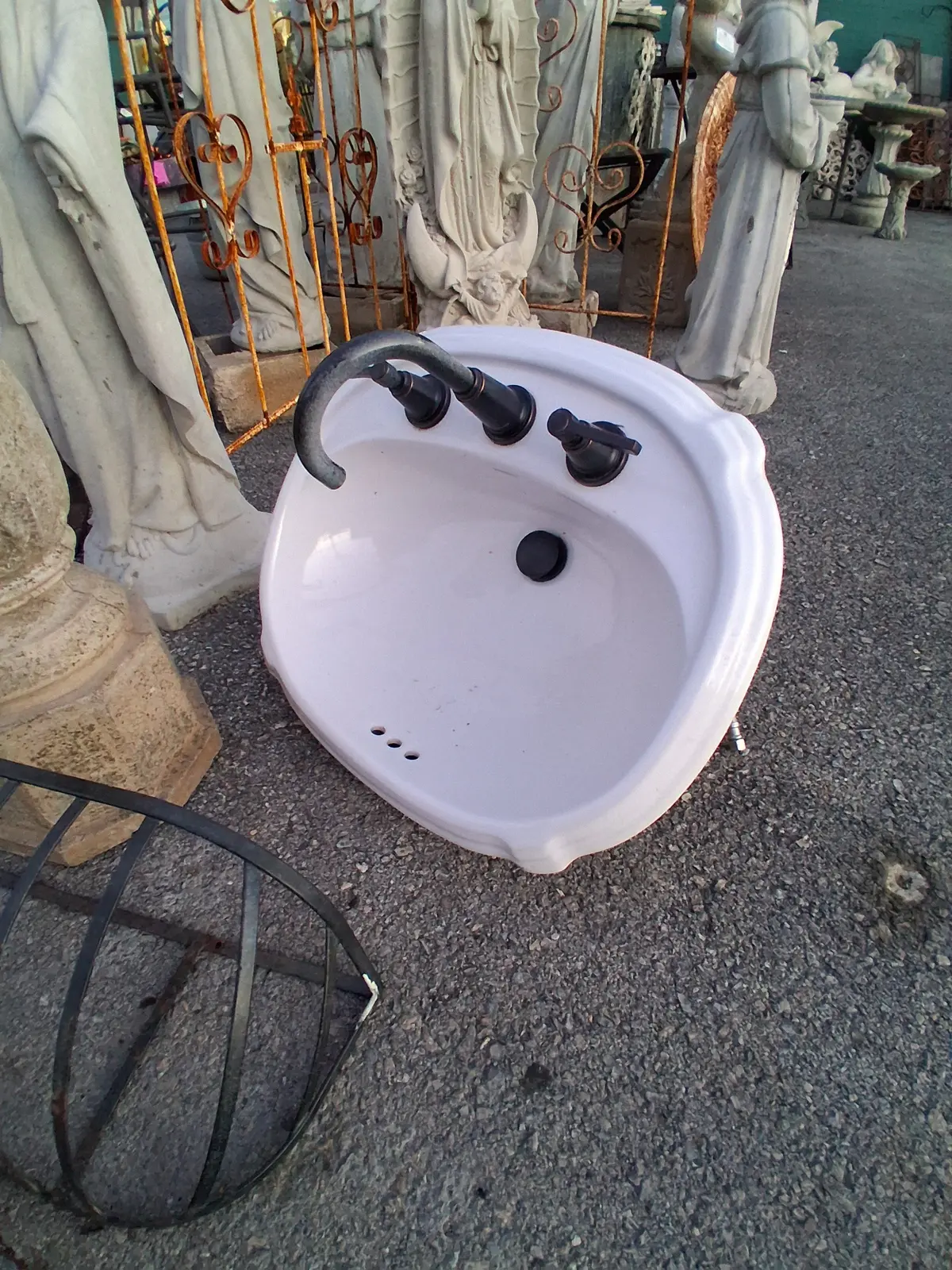Porcelain Sink With Hardware 1