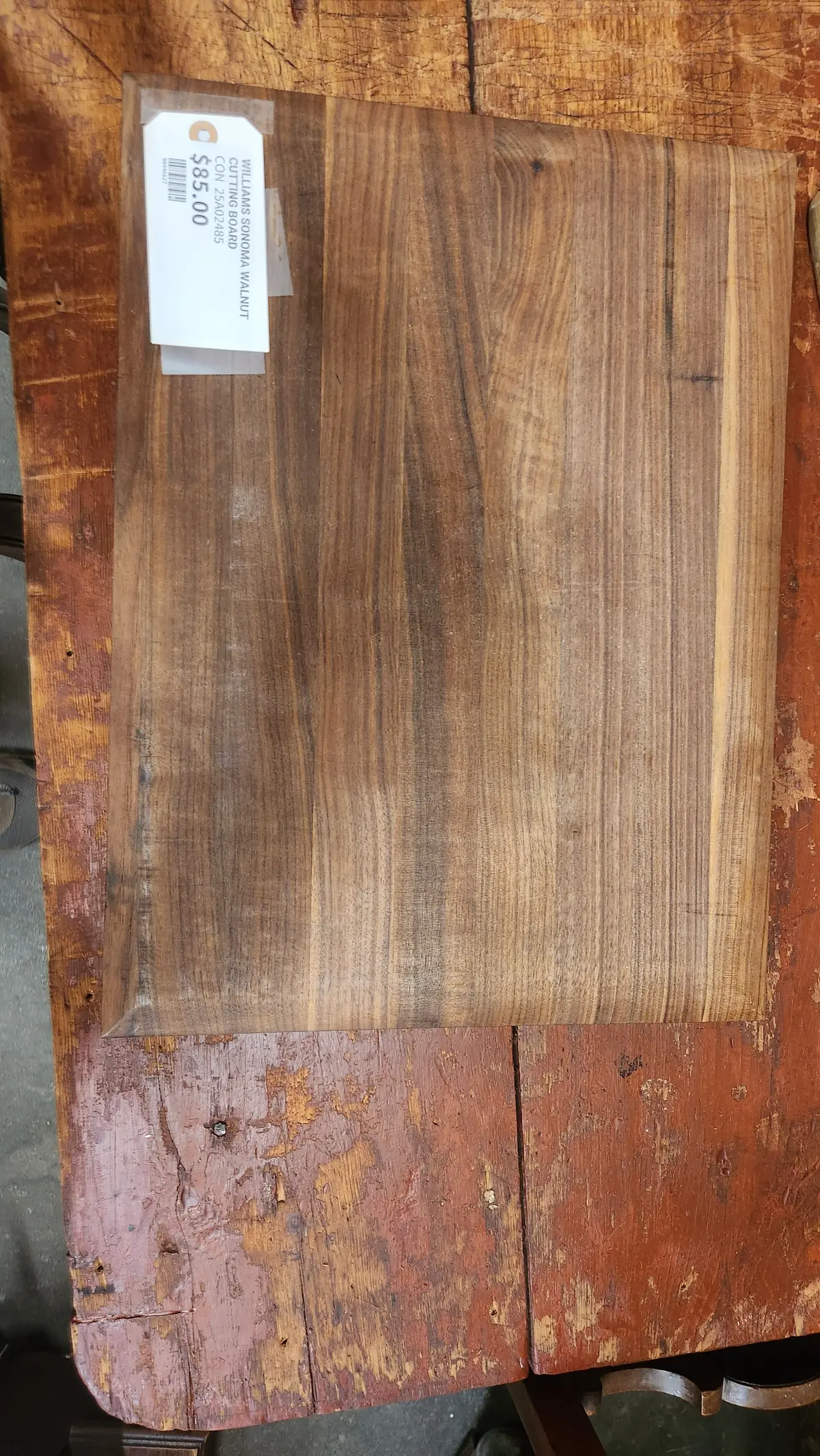 Williams Sonoma Walnut Cutting Board 1