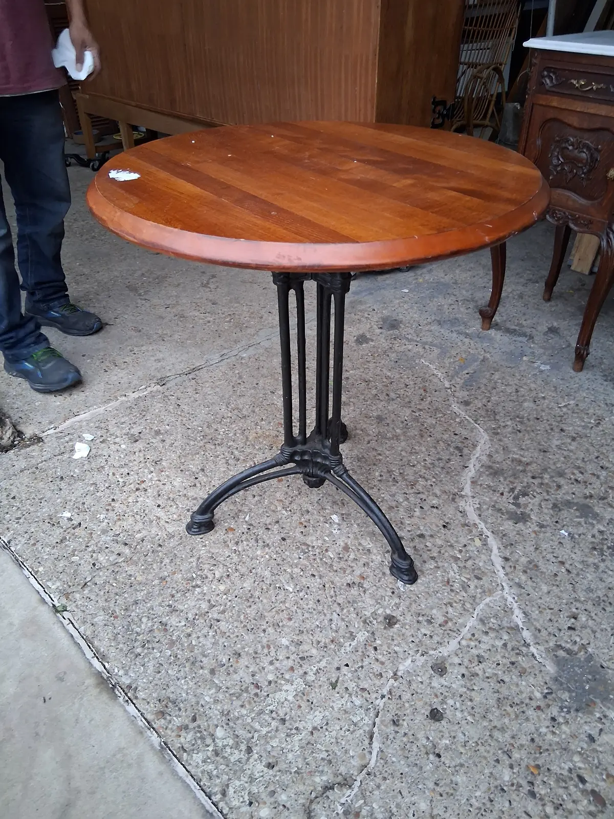Iron Pub Table With Beach Top 1