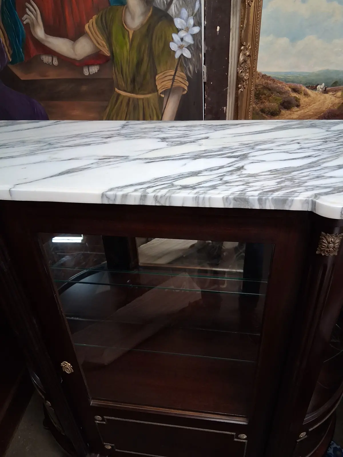 Curved Louis Xvi White Marble Top Vitrine 1